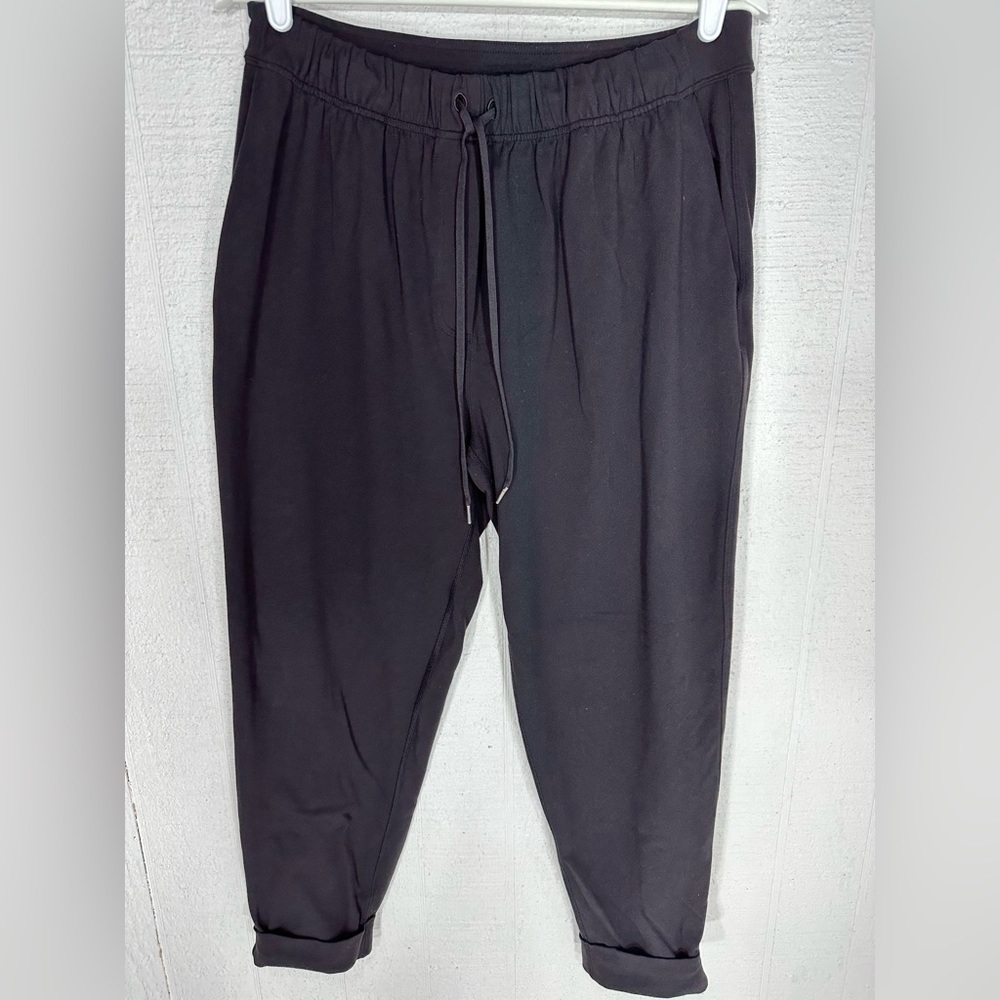 Lululemon jogger sweat pants black size 8